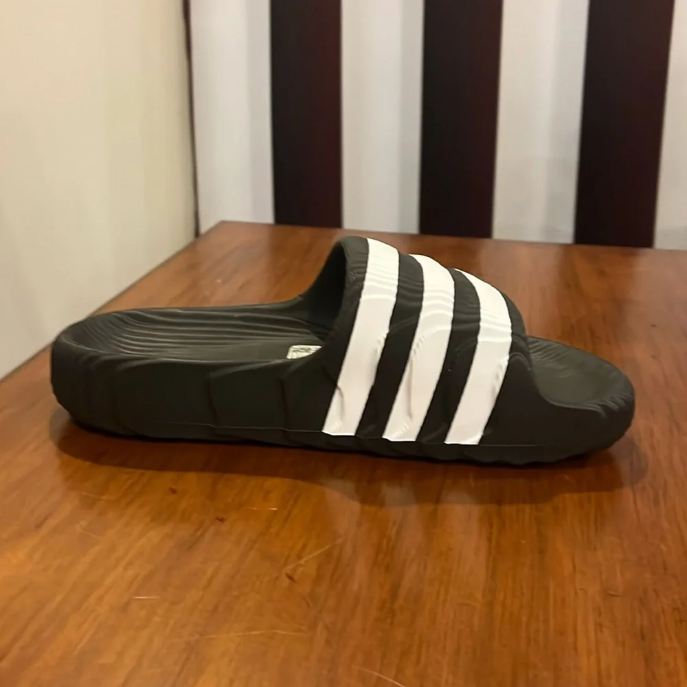 Adidas Adilette 22 Slides Sandals Shoes black white IF3670 new Mens Size 8